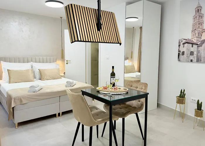 Imperium Iv - With Terrace Apartment Split