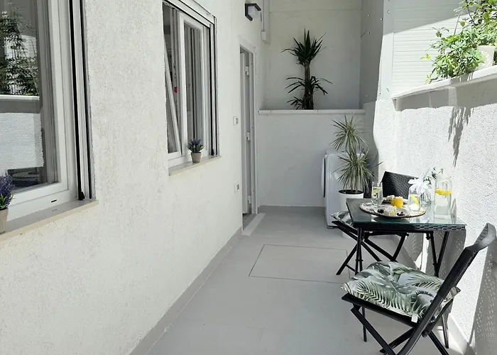 Imperium Iv - With Terrace *